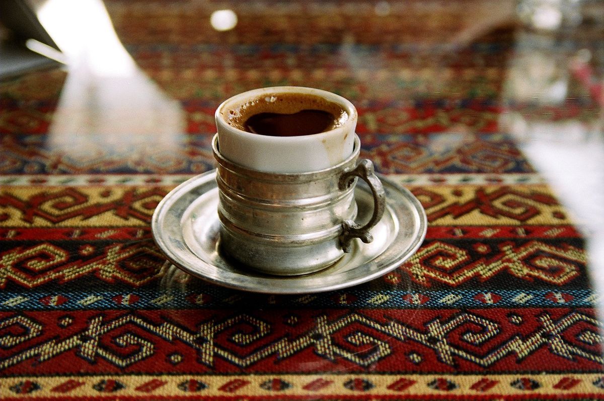 Türk Kahvesi: Kökeni ve Geleneksel Yapımı